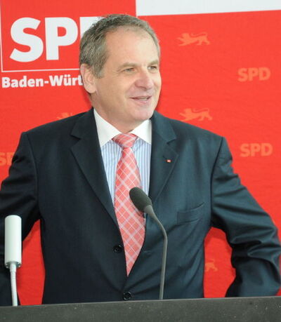 Innenminister Reinhold Gall als Festredner